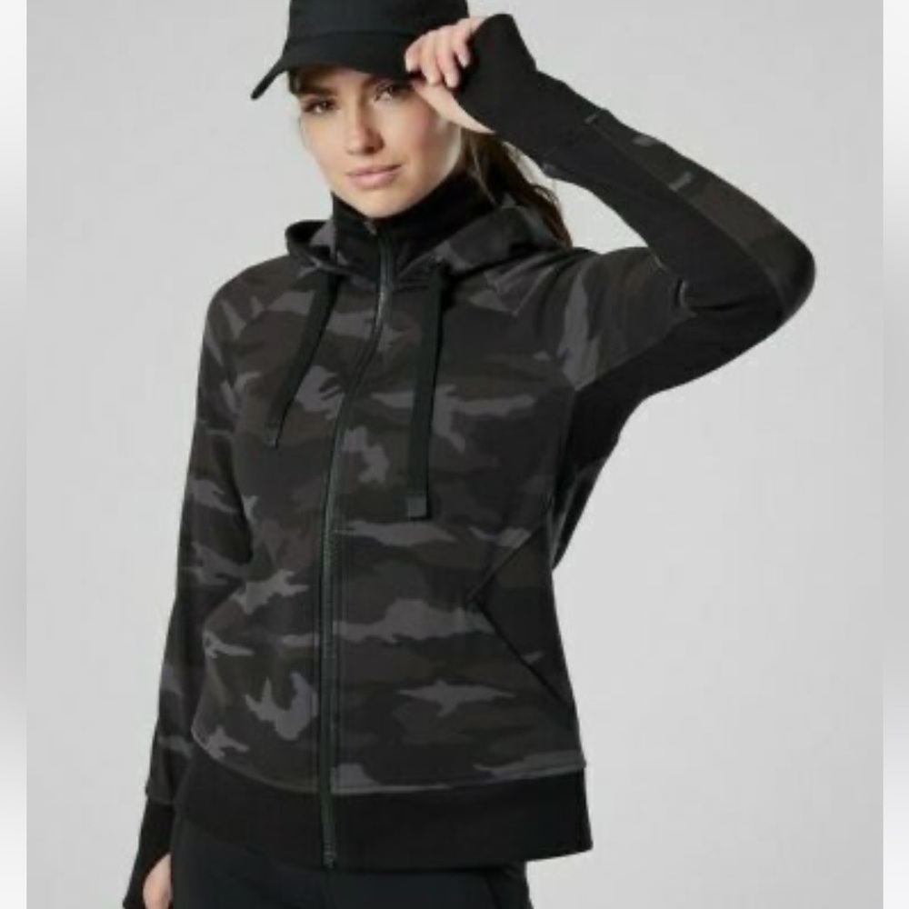 NWT Athleta Triumph Printed Hoodie Jacket Zip-Up Women’s Small Grey Camo Active